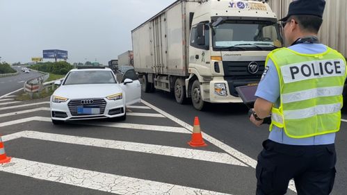 空地一體 · 無錫交警 科技護(hù)航高速安全，收費(fèi)服務(wù)智慧升級(jí)